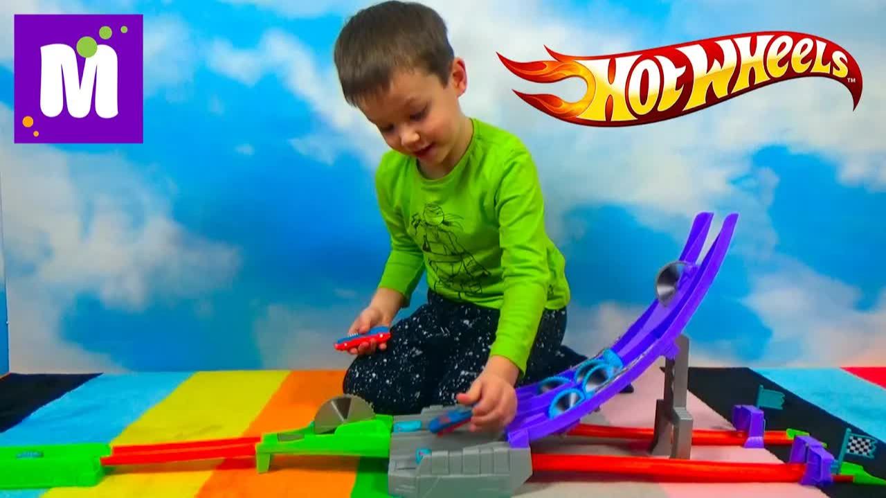 Хотвилс трек пила Острые лезвия блестательные половинки Hot Wheels Split Speeders смотреть онлайн
