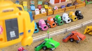 BIBO и машинки | Игрушечные машинки и спасательные вертолеты