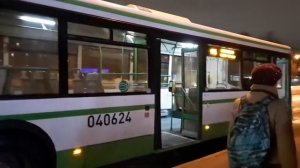 Автобус Лиаз-5292.21 следует по маршруту 143