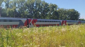 2ЭП2К с двухэтажным поездом 155С Анапа-Москва