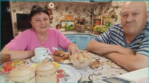 И ПЛАЧЕМ И СМЕЁМСЯ И ШУТИМ, МАЛОСОЛЬНЫЕ ОГУРЧИКИ