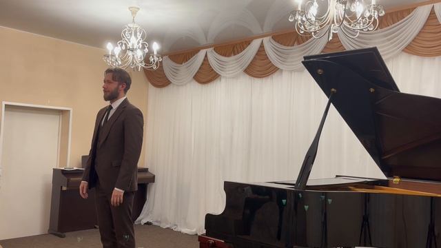 Дмитрий Соболев - стихотворение «Жизнь» (автор Дмитрий Соболев)