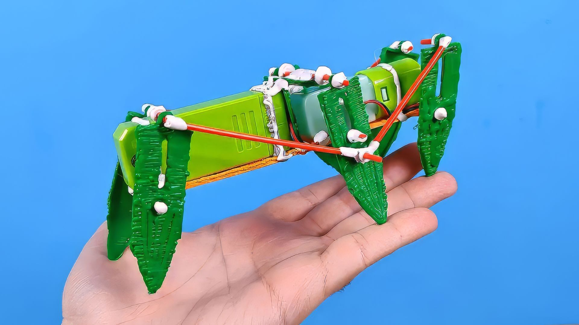 Нарисовал 3D Ручкой страшное шагающее чудовище! Робот Богомол
