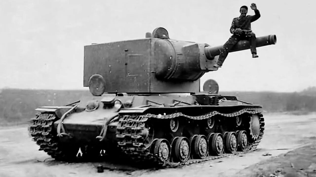 КВ-2: непобедимый советский танк, уничтожавший любую цель одним выстрелом! смотреть онлайн