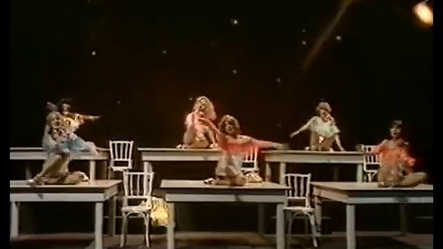 Legs _ Co - Getting Ready For Love - TOTP TX_ 01_12_1977(480P).mp4 смотреть онлайн