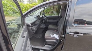Toyota Sienta 2023, 43 659 км, оценка 4 — видео перед отправкой из Японии
