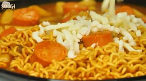 Мукбанг - жареная курица и токпокки - вариант т