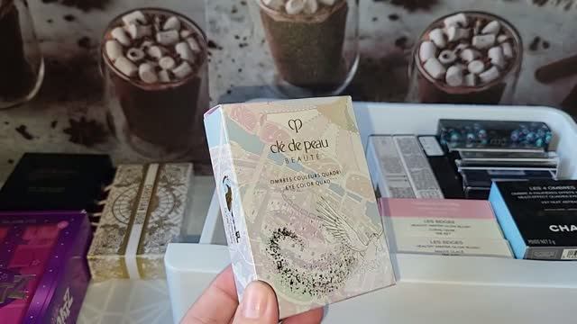 Хранение косметики в новом комоде. 1-й ящик. смотреть онлайн