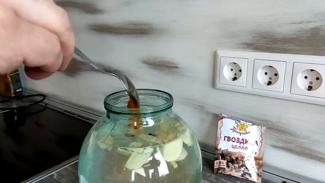 Хреновуха,очень вкусная с дегустацией.