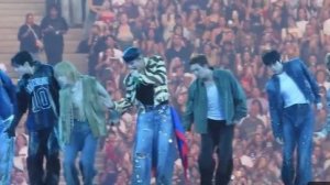BTS - 2.0 (ARIRANG WORLD TOUR ДЕНЬ 2 в Париже)
