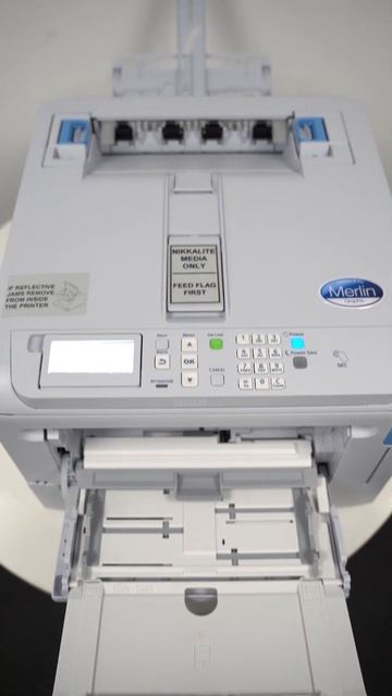 Печать вывесок и POS-материалов на своём производстве с OKI C650