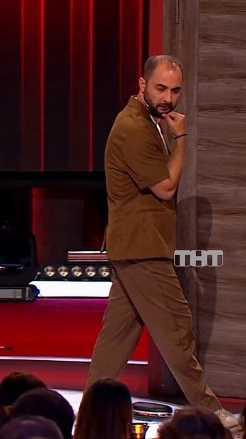 Выдуманная измена 😳#тнт #камеди #камедиклаб #comedyclub #измена #отношения #парень #Шкуро #Карибиди