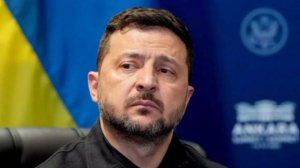 Тонет и увольняет людей направо и налево».Зеленский затеял перестановки в правительстве из-за страха