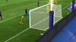 Играю в игру Fc Mobile