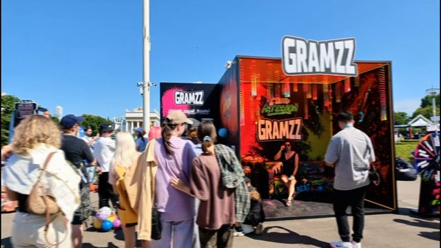 VK Fest 2026 Moscow Street Walk \ ВК Фест 2026 Москва уличные прогулки смотреть онлайн