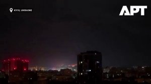 Панорама ночных ракетных ударов ВКС по Киеву!