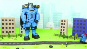 Супергеройские машинки 🚘🚒 Гоночный автомобиль и другие игрушки для детей
