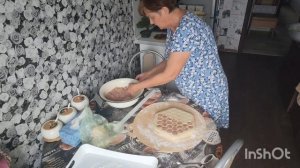 леплю пельмени с вами//Что я сделала🤷♀️🤔//за смородиной🫐