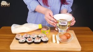 Мукбанг - жареная курица и токпокки - много соуса, корейский стиль