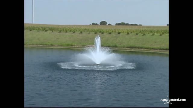 Плавающий фонтан Aqua Control серии Display Aerator с насадкой Triple Tier