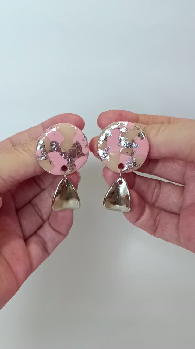 Клипсы из полимерной глины😍