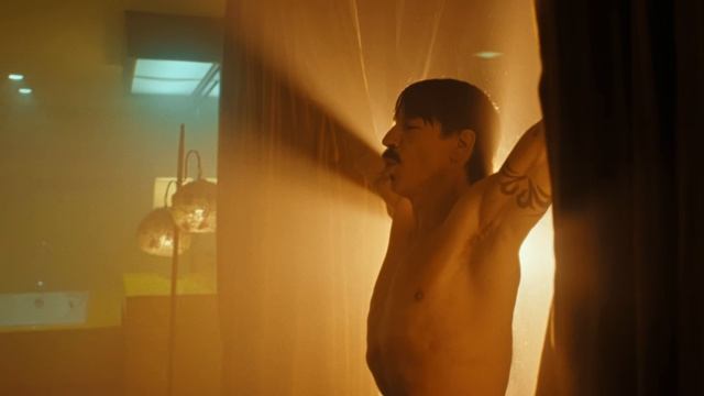 Red Hot Chili Peppers - These Are The Ways смотреть онлайн