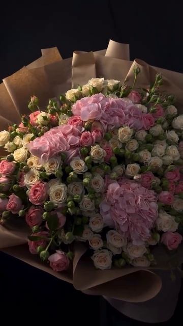 Никогда не жди повода, чтобы порадовать ее цветами 💕💕💕