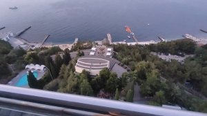 Вид с 16 этажа гостиницы Интурист в Ялте июль 2026