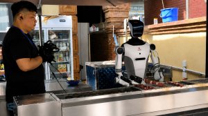 Роботы-кулинары в Китае научились готовить шашлыки