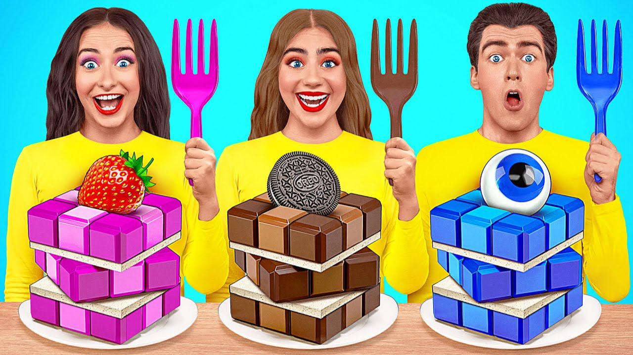 Розовая VS Черная VS Синяя Еда Челлендж # Еда Одного Цвета с Multi DO Challenge смотреть онлайн