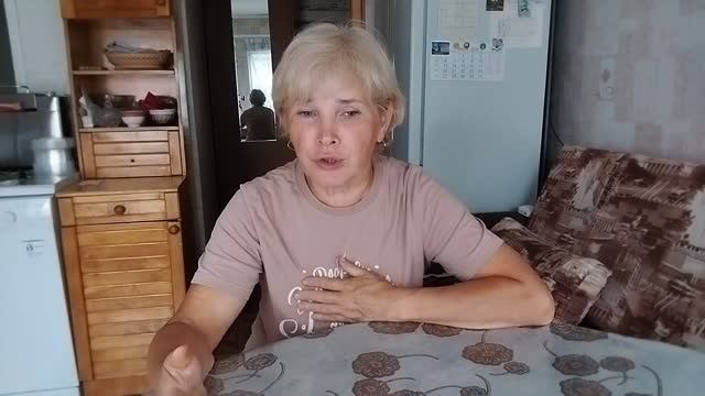 Взяла на заметку, пригодится. Нежный Рулет с яблоками. смотреть онлайн