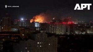Мощные кадры прилётов по объектам военной промышленности в Киеве публикуют иностранные журналисты