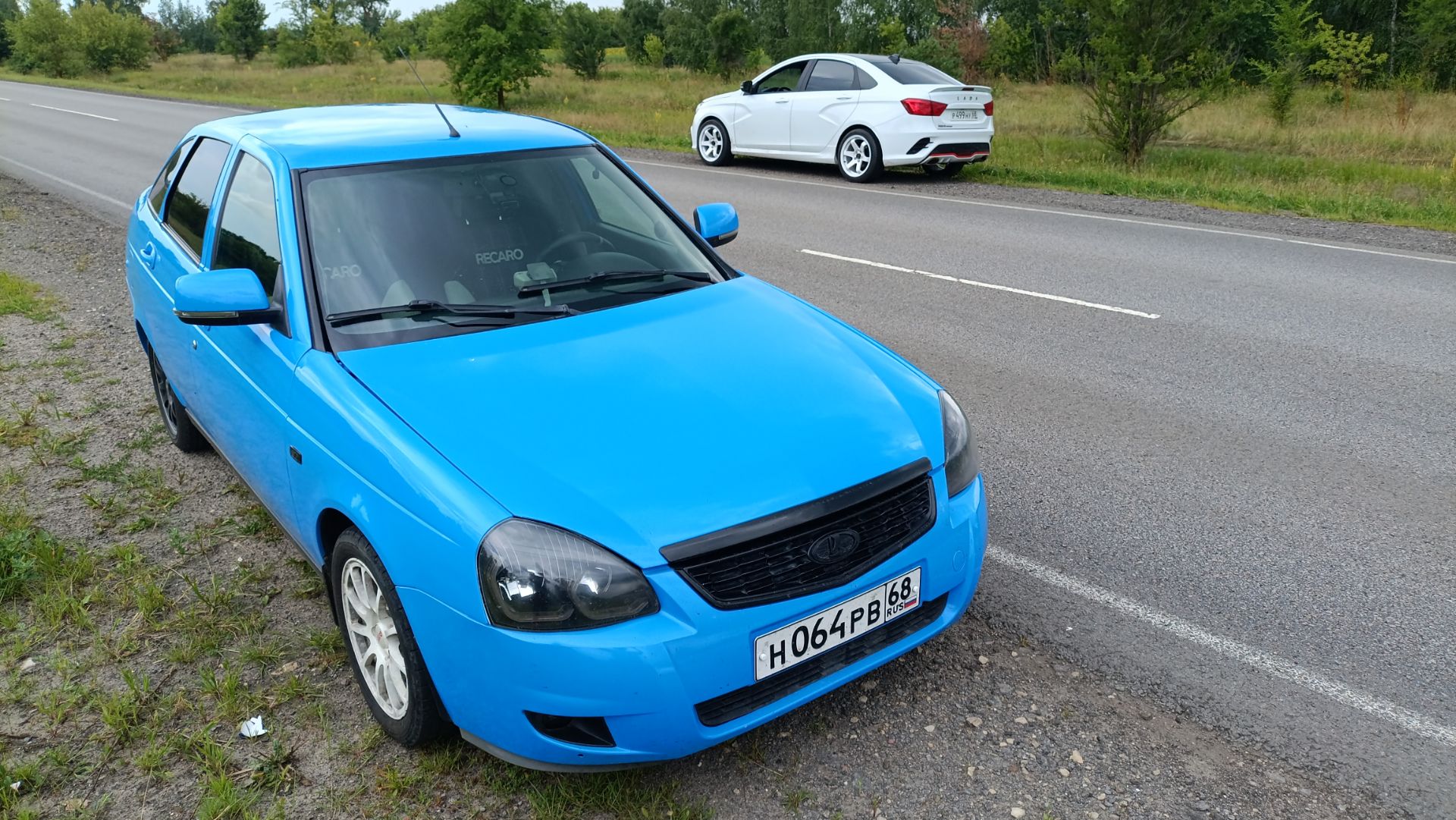 Lada Priora Nitro Blue vs. Lada Vesta Sport "Turbo"! смотреть онлайн