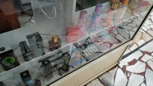 В магазине «Модный» .Отдел наливной парфюмерии, отдел «Фрукты», отдел «вязанные игрушки».