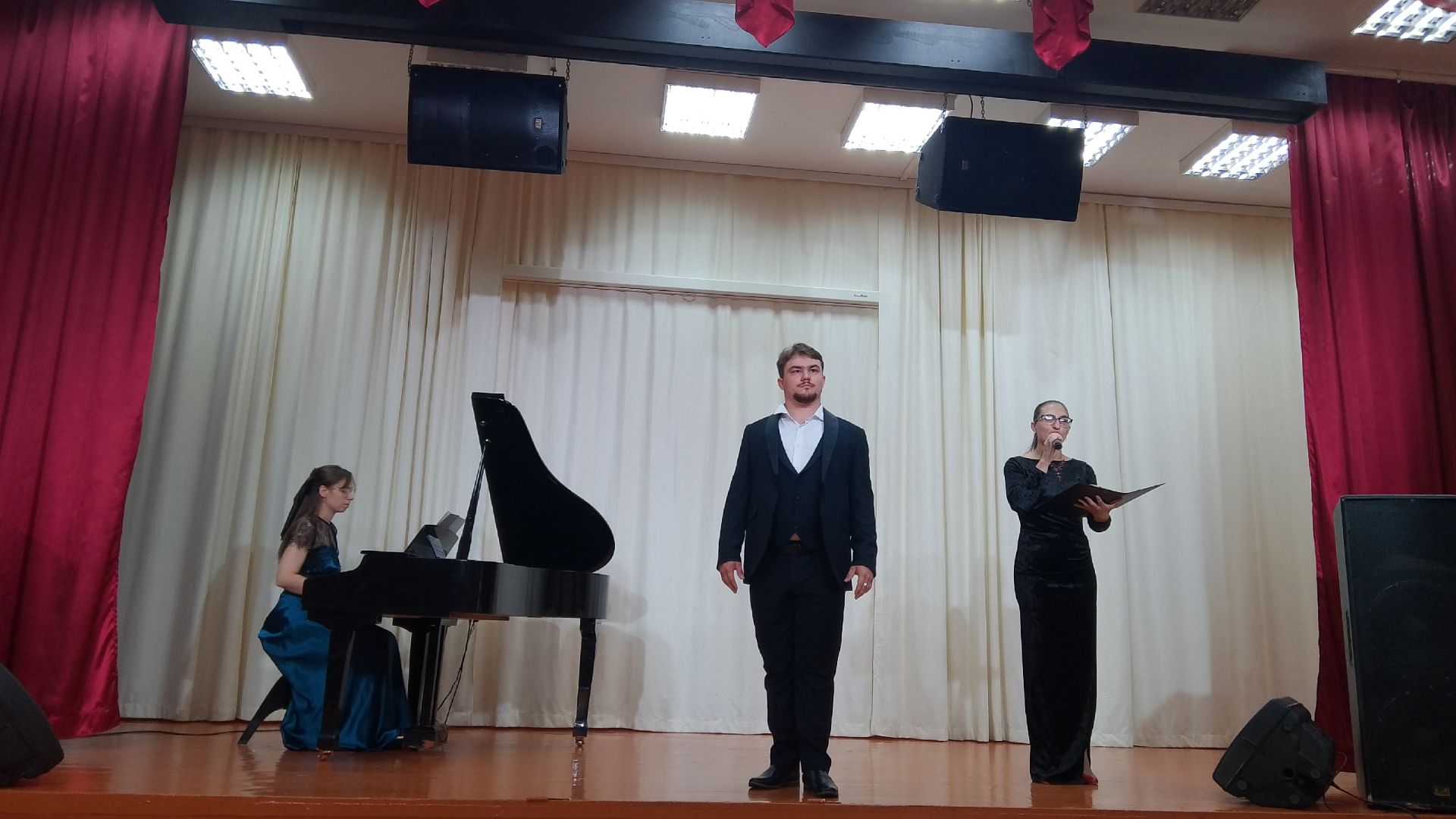Сольный концерт Старых Дмитрия 03.07.2026г. г.Ипатово смотреть онлайн