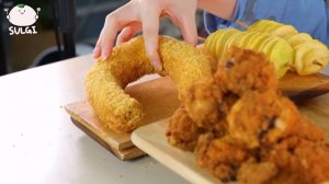 Мукбанг - курица и сырные закуски и хот-дог - горячая порция