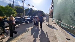 ВСЕ ДЕЛИШКИ УЛАДИЛААХ КАКОЙ ПРЕКРАСНЫЙ ДЕНЬ