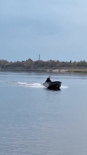 Лодка из ПНД с туннелем своими руками