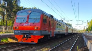 ЭД4М 0411 сообщением Сосново - Девяткино на перегоне Токсово - Капитолово. Пл. Кузьмолово