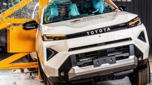 Как прошел Краш-тест Toyota Hilux 2026 года?
