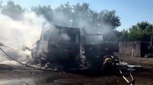 В Белгородской области украинский дрон ударил по пассажирскому автобусу.