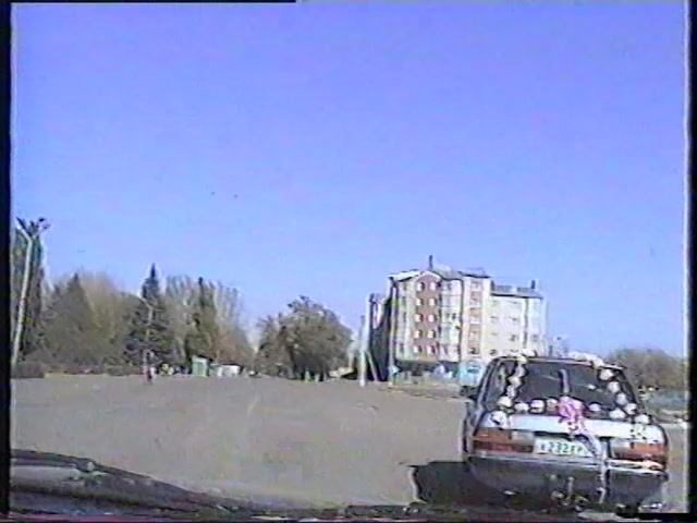 Проезд по городу Зеленокумску в конце 90-х смотреть онлайн
