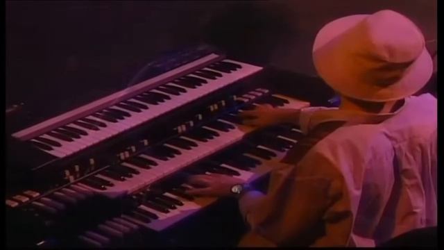 Dire Straits - Brothers in Arms смотреть онлайн