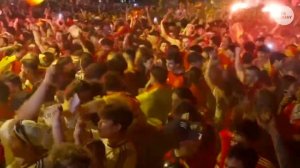 Spain scores! Reaction to Ferran Torres goal in World Cup final vs. Argentina at Madrid watch party