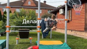 Мы с братом сделали одинаковые элементы. Напишите у кого лучше)