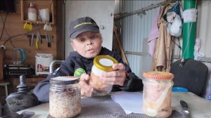 Пробую кашу с чечевицы в сырным соусе и Тушенку