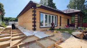 Заливаем проезд на участке. Спасаем бассейн в теплице. Делаем отмостку вокруг дома своими руками.