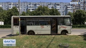 Юрист объяснил, что грозит владельцам брошенных в неположенном месте машин