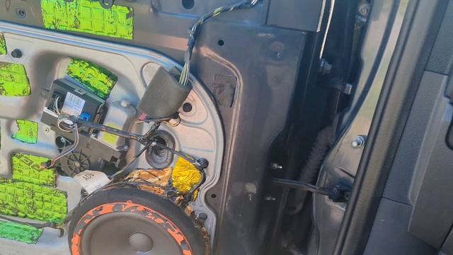 Колонки DL Audio Gryphon Pro 200 MIDBASS на Ford Focus/ C-max