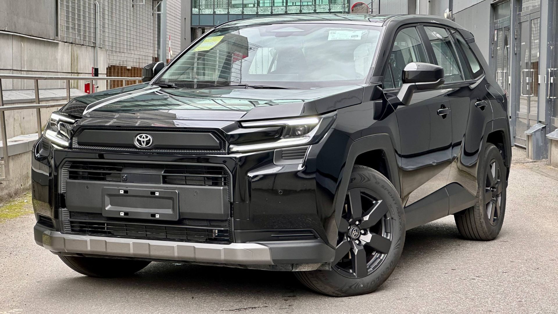 Toyota RAV4 VI (XA60), 2026